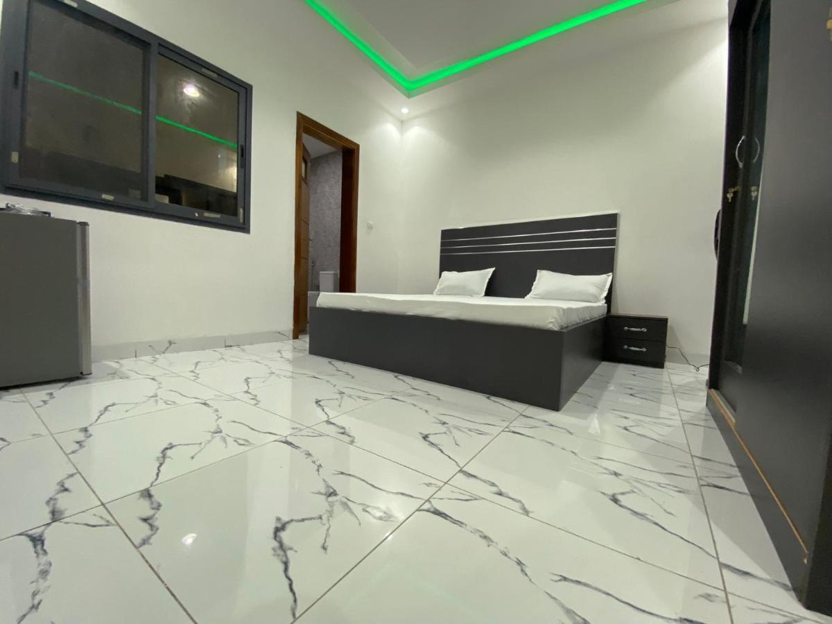Ferienwohnung Chez El Hadji Et Hamidou Dakar Exterior foto